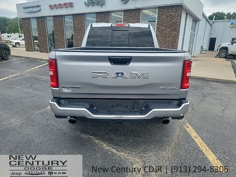 Used 2025 RAM 1500 Big Horn AWD/4WD image 5