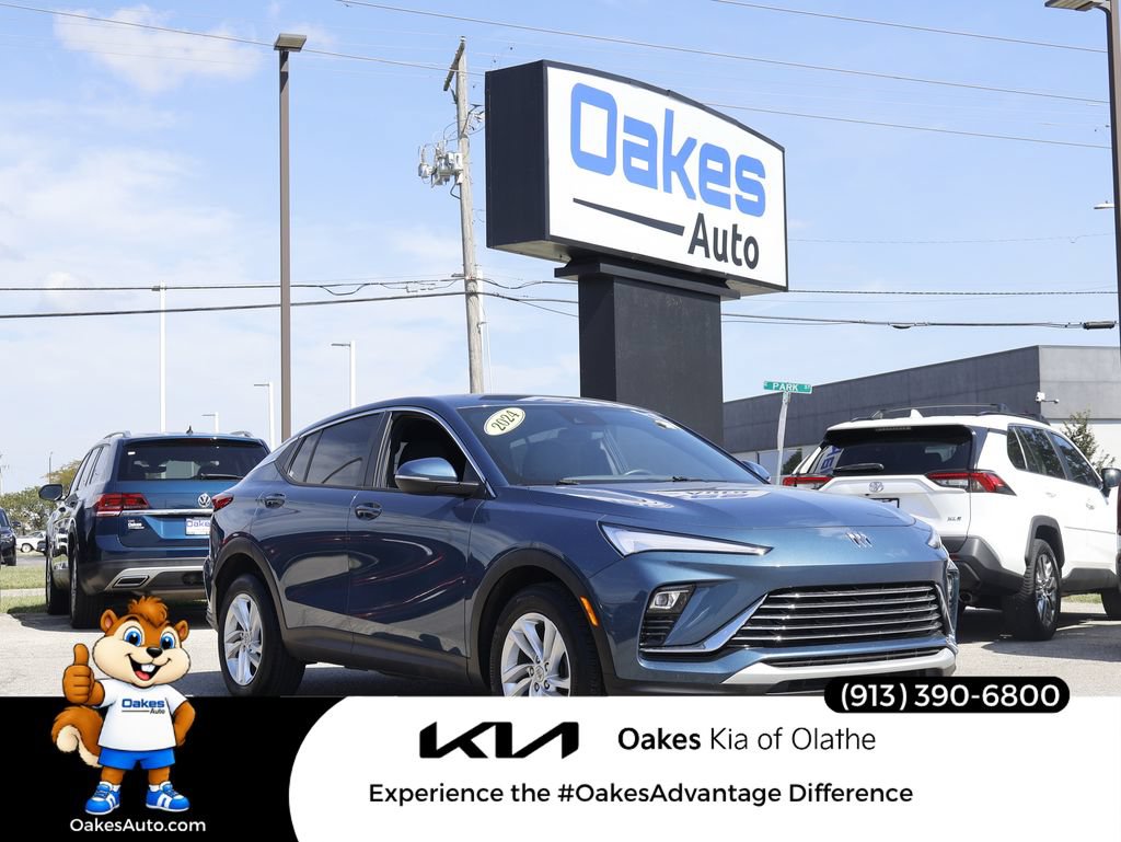 Used 2024 Buick Envista Preferred w/ Convenience II Package FWD image 1