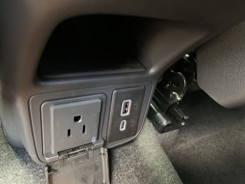 New 2026 Chevrolet TrailBlazer RS w/ Convenience Package image 13