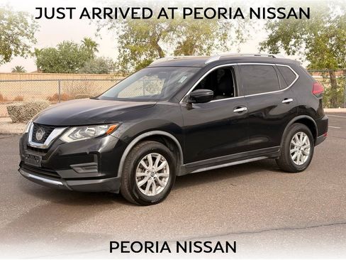 Used 2020 Nissan Rogue SV FWD image 1