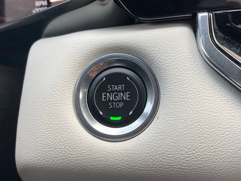 Used 2024 GMC Canyon AT4X w/ AT4X AEV Edition AWD/4WD image 19