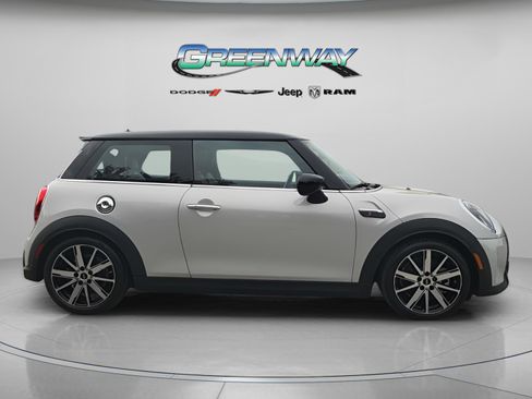 Used 2022 MINI Cooper S w/ Signature Upholstery Package image 4