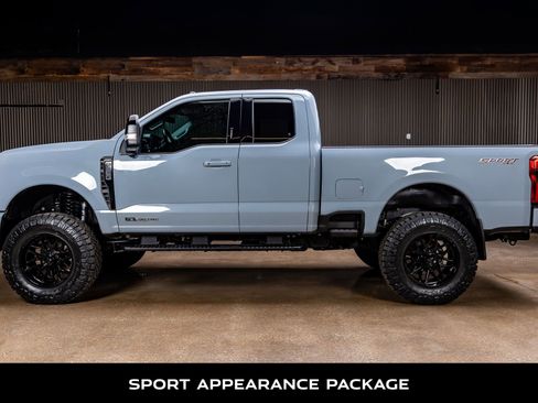 Used 2024 Ford F350 Lariat w/ Sport Appearance Package image 6