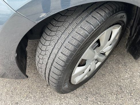 Used 2015 Toyota Corolla LE FWD image 23