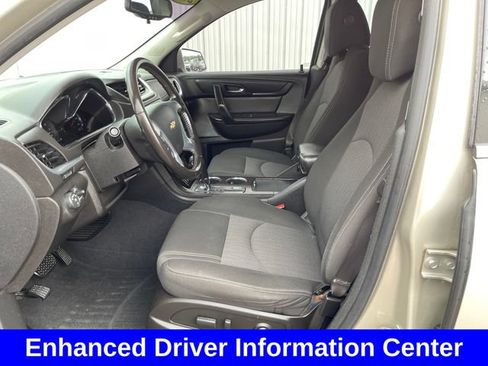 Used 2017 Chevrolet Traverse LT FWD image 9