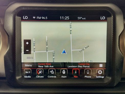 Used 2020 Jeep Gladiator Rubicon AWD/4WD image 18
