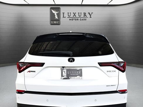 Used 2023 Acura MDX A-Spec image 17