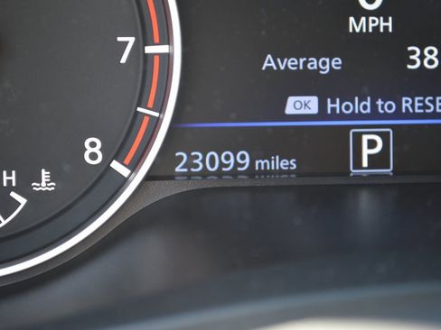 Used 2024 Nissan Altima 2.5 SR w/ SR Premium Package image 24