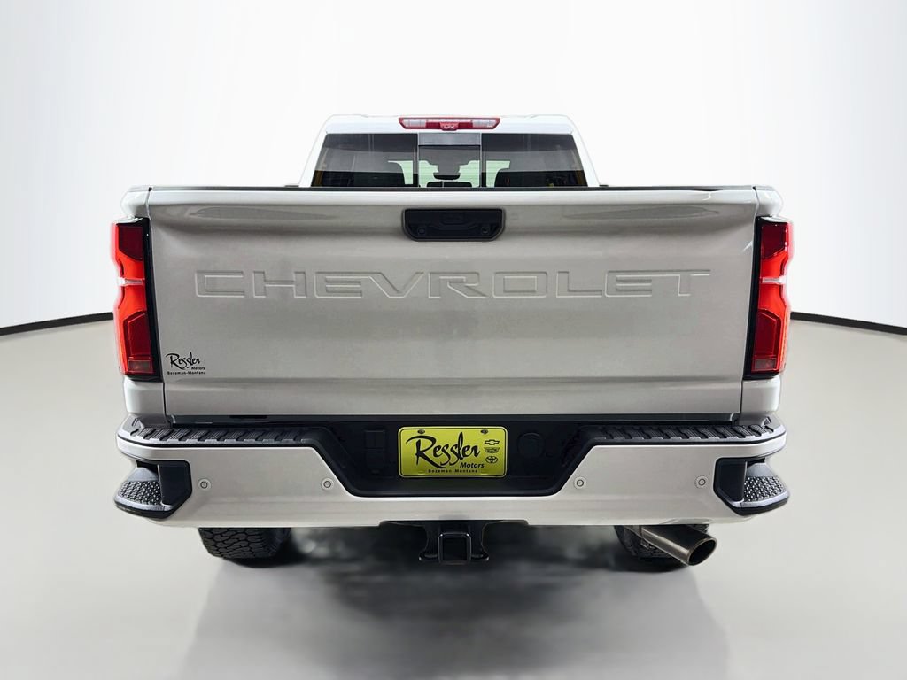 Used 2025 Chevrolet Silverado 2500 High Country w/ Technology Package AWD/4WD image 7