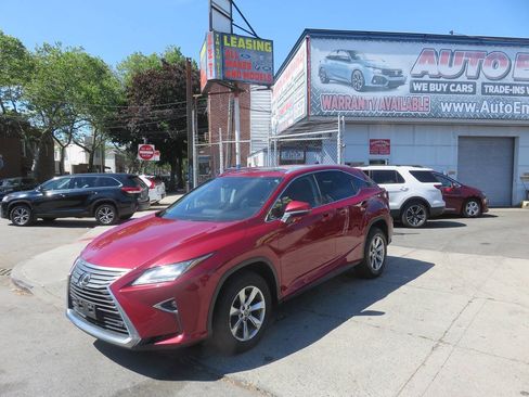 Used 2018 Lexus RX 350 AWD w/ Premium Package image 2