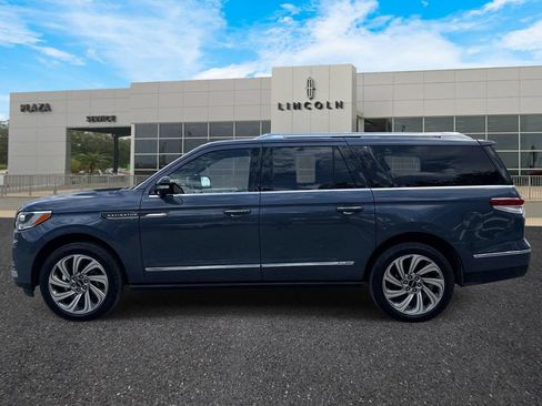 Certified 2022 Lincoln Navigator L Reserve AWD/4WD image 6