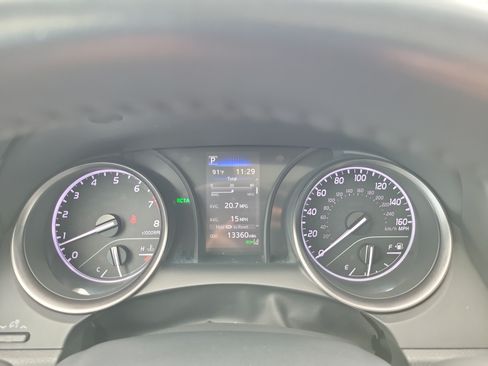 Used 2024 Toyota Camry SE w/ Cold Weather Package FWD image 29