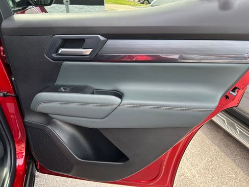 New 2026 GMC Terrain AT4 w/ LPO, Floor Liner Package image 35