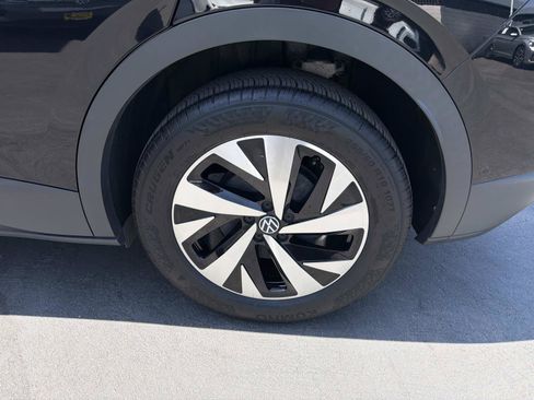 Certified 2023 Volkswagen ID.4 Pro AWD/4WD image 5