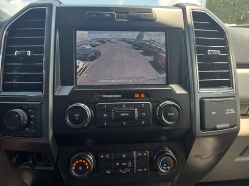Used 2020 Ford F450 XLT w/ Snow Plow Prep Package AWD/4WD image 17