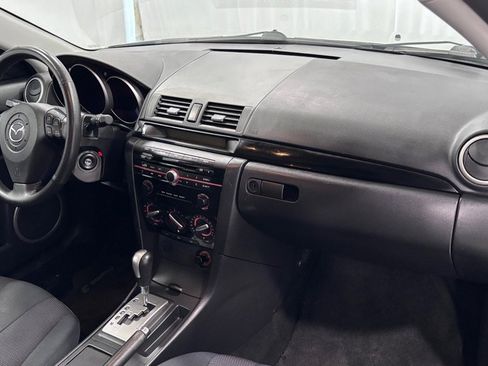 Used 2009 MAZDA MAZDA3 s Touring FWD image 17