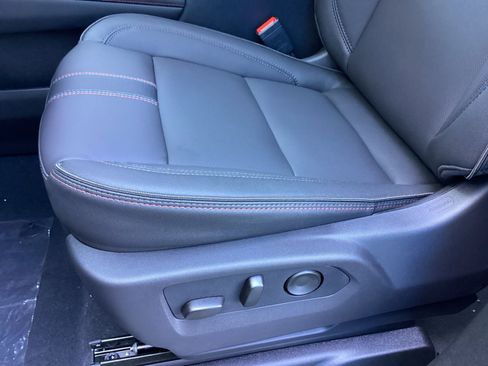 New 2026 Chevrolet Suburban RST w/ Comfort Package AWD/4WD image 13