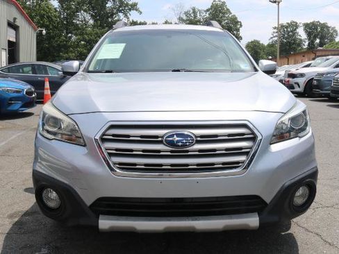 Used 2017 Subaru Outback 3.6R Limited AWD/4WD image 2