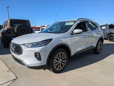 New 2026 Ford Escape SE image 8