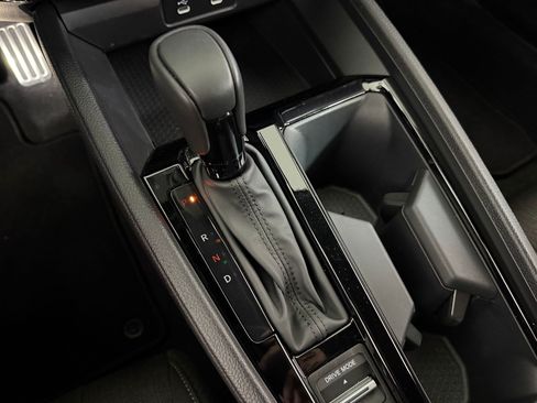 Used 2024 Honda Accord Sport image 13