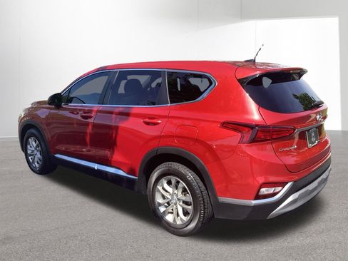 Used 2019 Hyundai Santa Fe SE AWD/4WD image 2