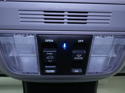 Used 2022 Honda Odyssey EX-L image 42