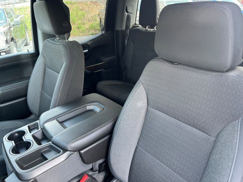 Used 2019 GMC Sierra 1500 Elevation w/ Elevation Value Package AWD/4WD image 9