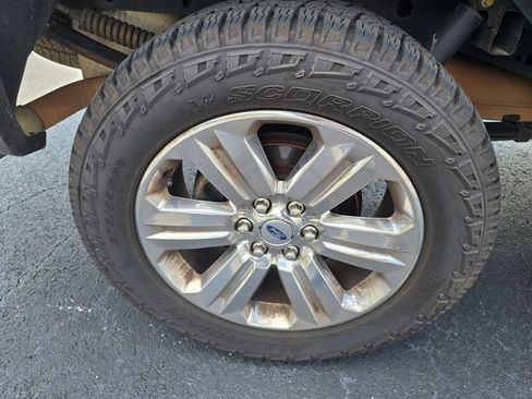 Used 2018 Ford F150 Lariat AWD/4WD image 15