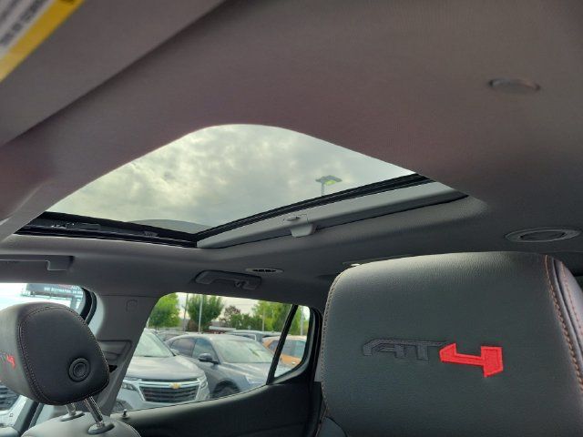 Certified 2023 GMC Acadia AT4 w/ Technology Package AWD/4WD image 10