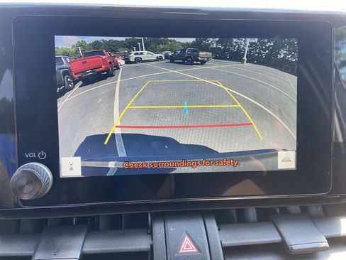 Used 2025 Toyota RAV4 LE AWD/4WD image 37
