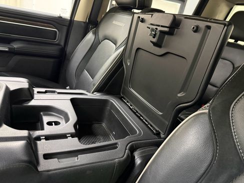 Used 2019 RAM 1500 Laramie AWD/4WD image 41