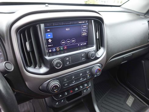 Used 2022 GMC Canyon AT4 w/ Trailering Package AWD/4WD image 18