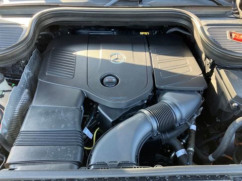Used 2025 Mercedes-Benz GLE 350 4MATIC image 18