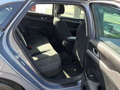 Used 2022 Kia K5 LX FWD image 26