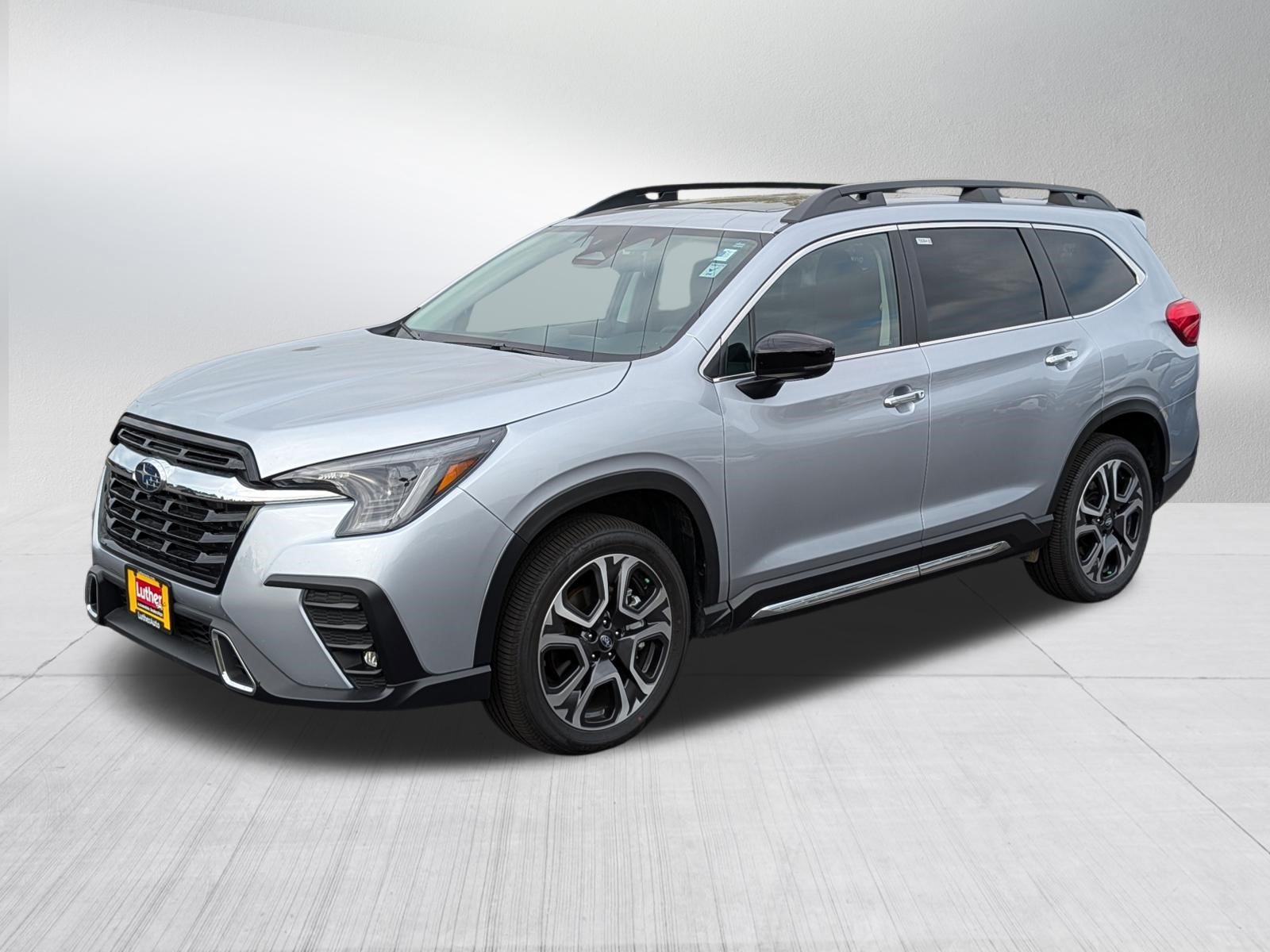 Certified 2025 Subaru Ascent Touring w/ Popular Package #2 AWD/4WD image 3
