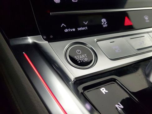Certified 2024 Audi Q8 e-tron Prestige w/ Prestige Package AWD/4WD image 32