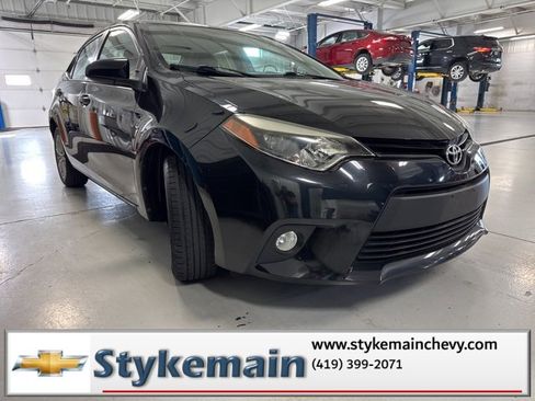 Used 2014 Toyota Corolla LE image 19