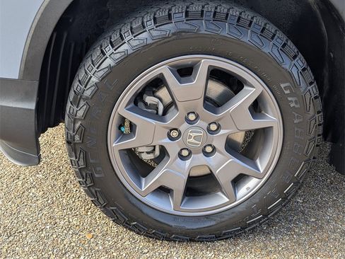 Certified 2024 Honda Passport TrailSport image 10