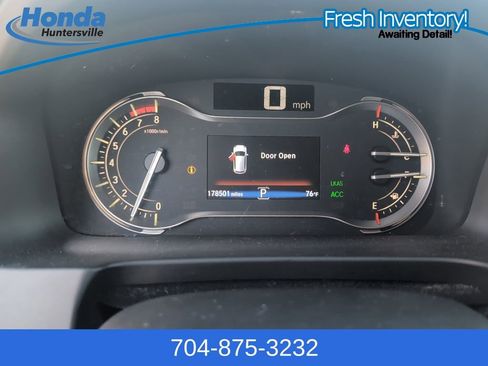 Used 2016 Honda Pilot Touring image 23