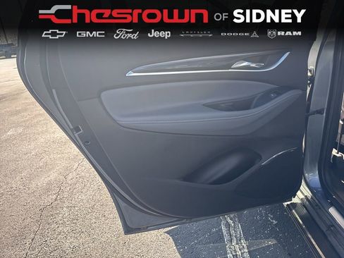 Used 2019 Buick Enclave Essence image 44