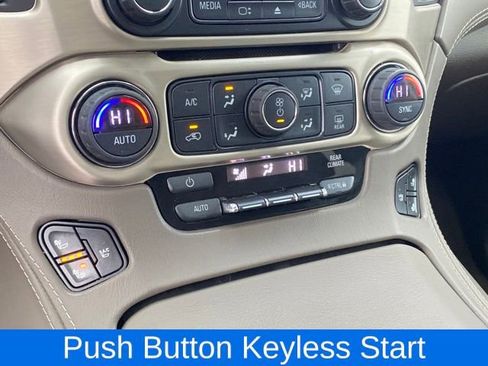 Used 2016 GMC Yukon XL Denali image 13