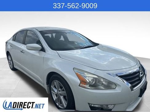 Used 2015 Nissan Altima 2.5 SV image 4
