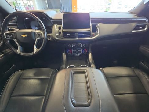 Used 2023 Chevrolet Tahoe Premier AWD/4WD image 32