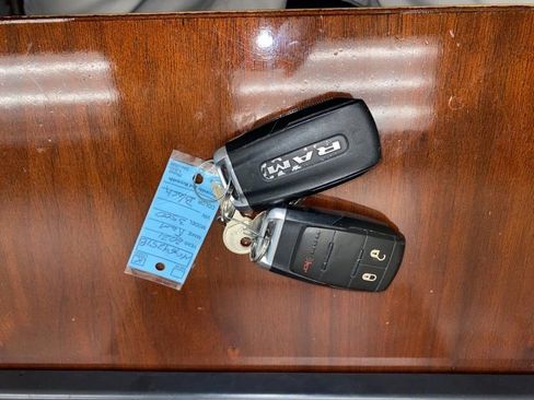 Used 2021 RAM 3500 Tradesman image 28