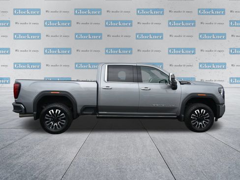 Used 2025 GMC Sierra 2500 Denali Ultimate AWD/4WD image 4