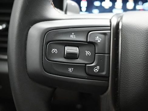Used 2025 GMC Sierra 1500 AT4 w/ AT4 Premium Package AWD/4WD image 11
