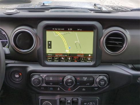 Used 2023 Jeep Wrangler Unlimited Rubicon 4xe image 17