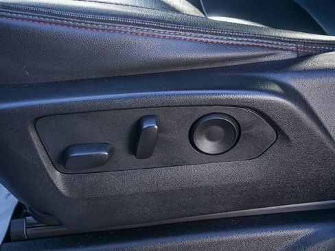 Used 2024 Chevrolet Suburban RST image 21