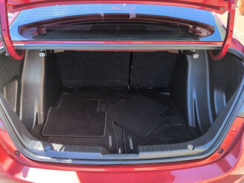 Used 2019 Toyota Yaris LE image 25