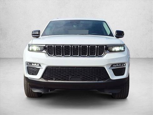 Used 2022 Jeep Grand Cherokee Limited 4xe w/ Luxury Tech Group II AWD/4WD image 2